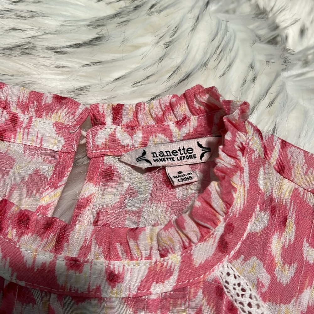 Nanette Lepore Pink and White Printed Flutter Sleeve Blouse - Picture 9 of 10
